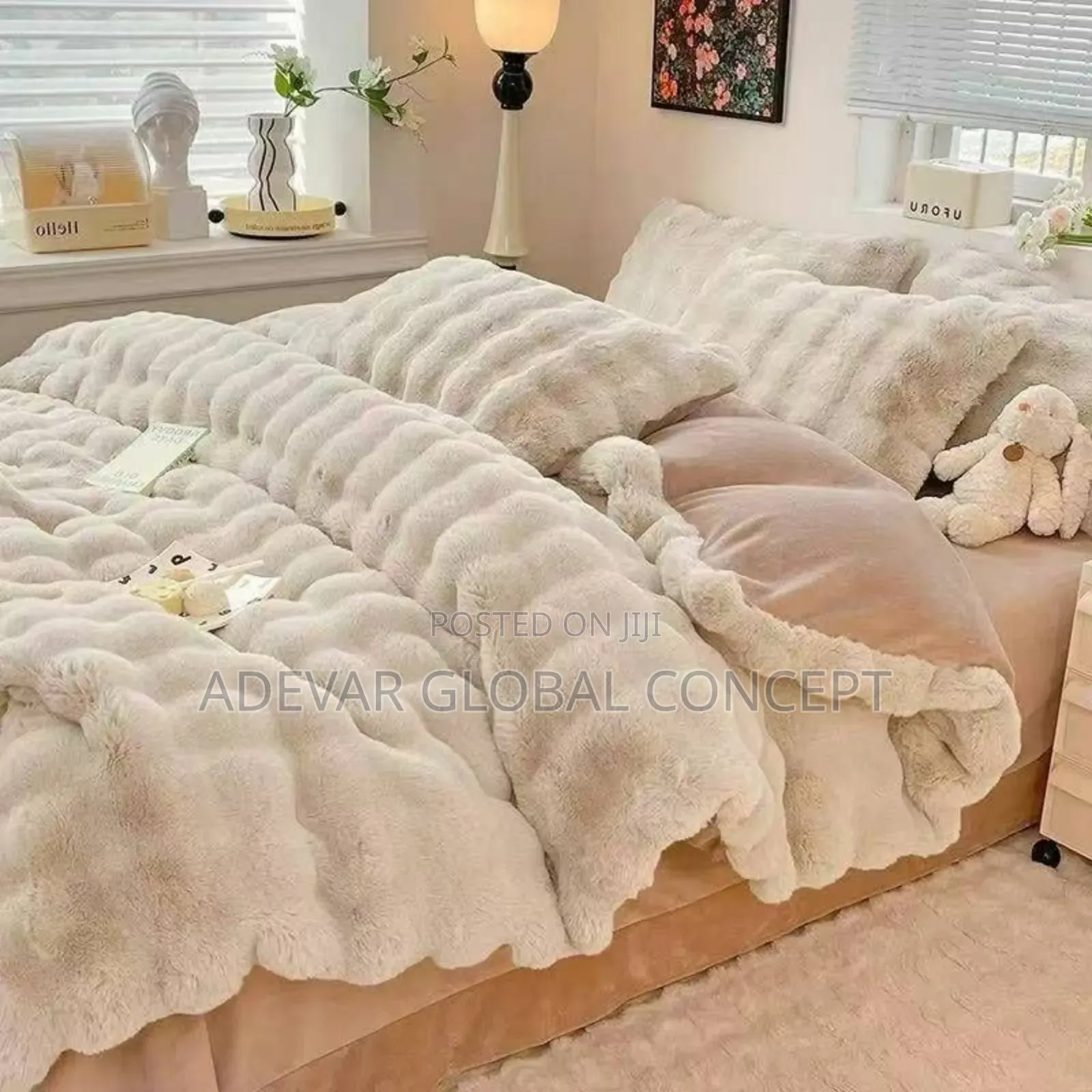 6pcs Soft Skin Friendly Comfortable Plush Milk Duvet Bedspread Set