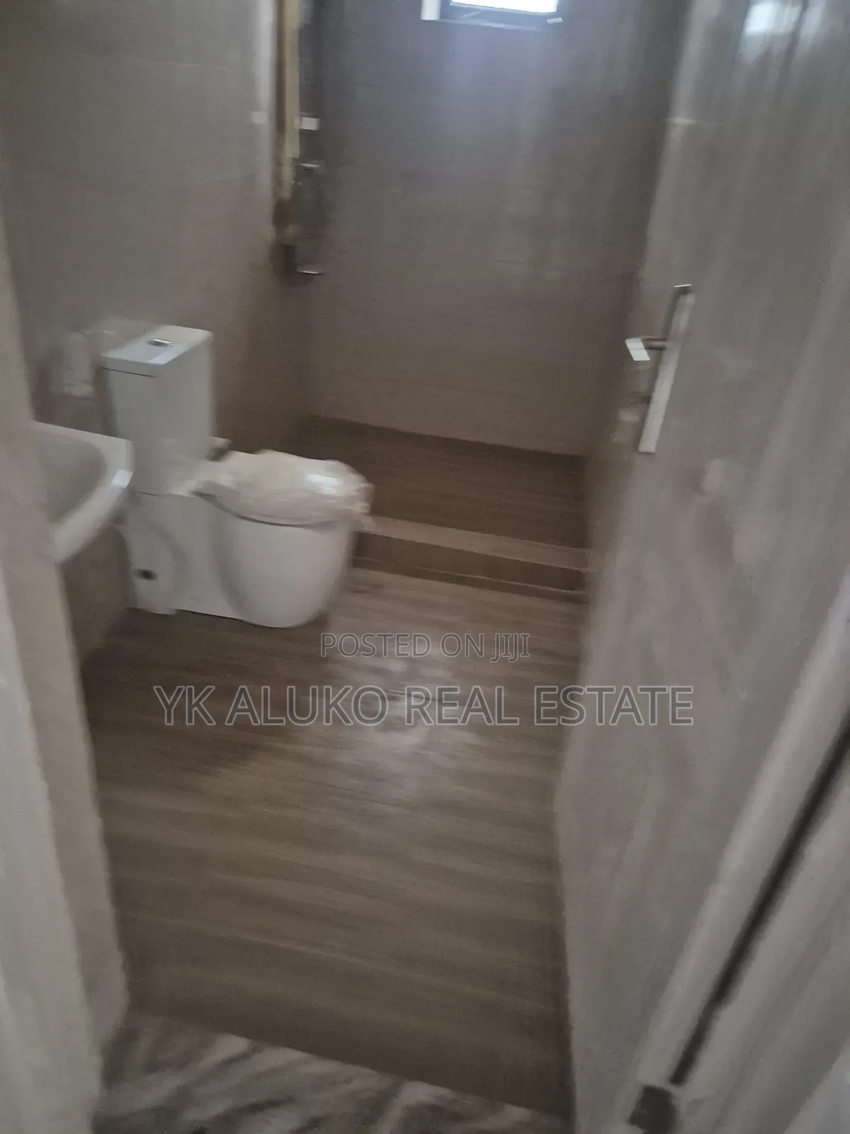 5bdrm Bungalow in Las Vegas Estate, Ilorin West for sale