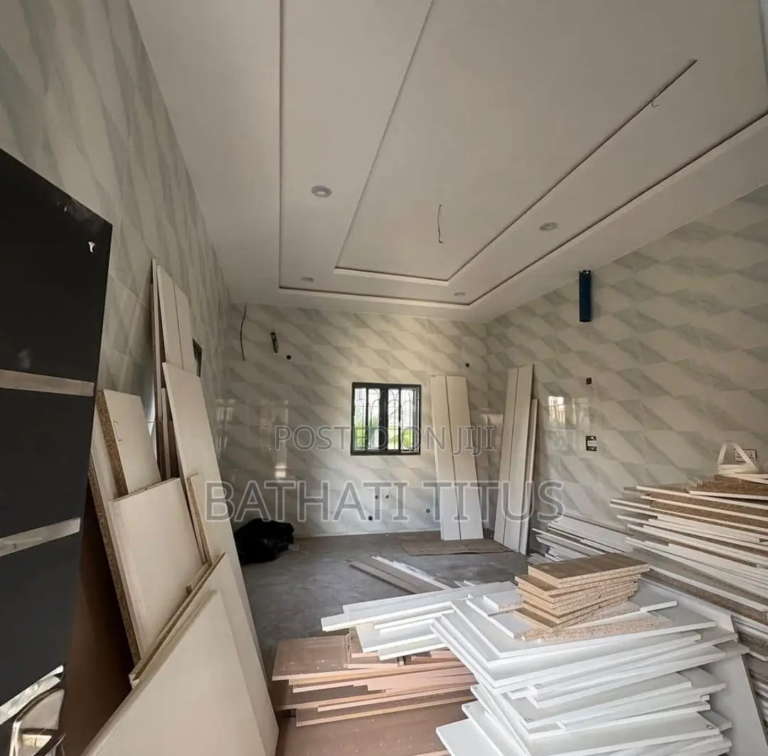 5bdrm Duplex in Galadimawa for sale