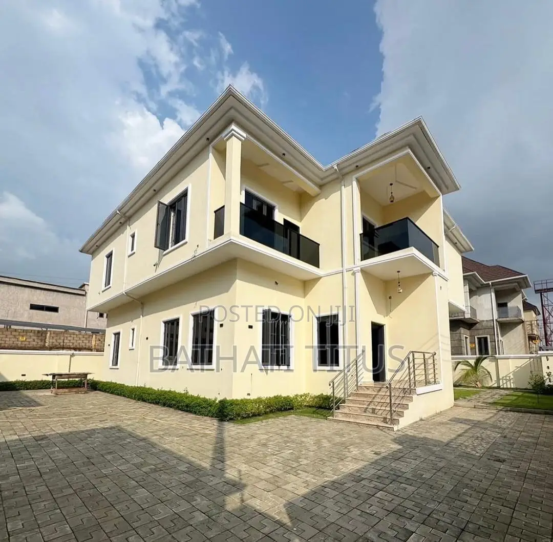 5bdrm Duplex in Galadimawa for sale
