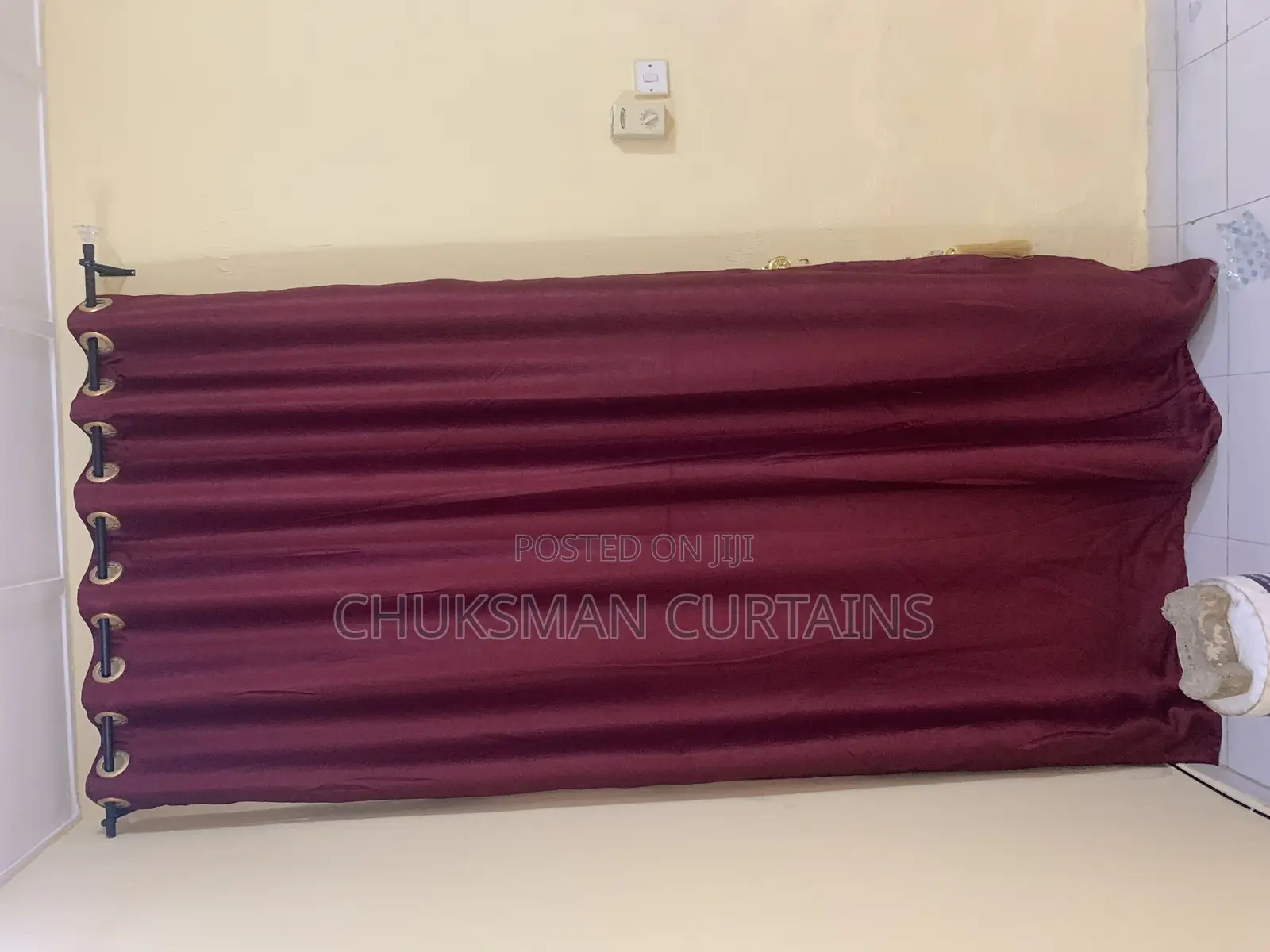 Single Curtain With Pole