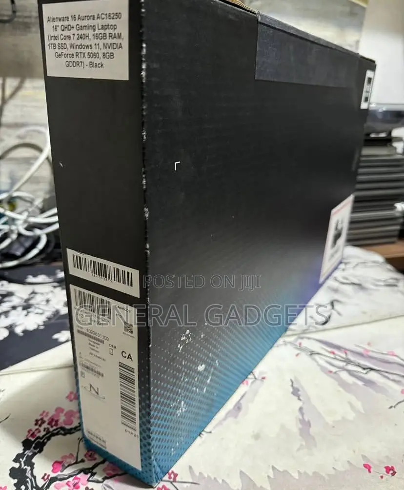 New Laptop Dell Alienware Aurora R16 16GB Intel Core I7 SSD 1T