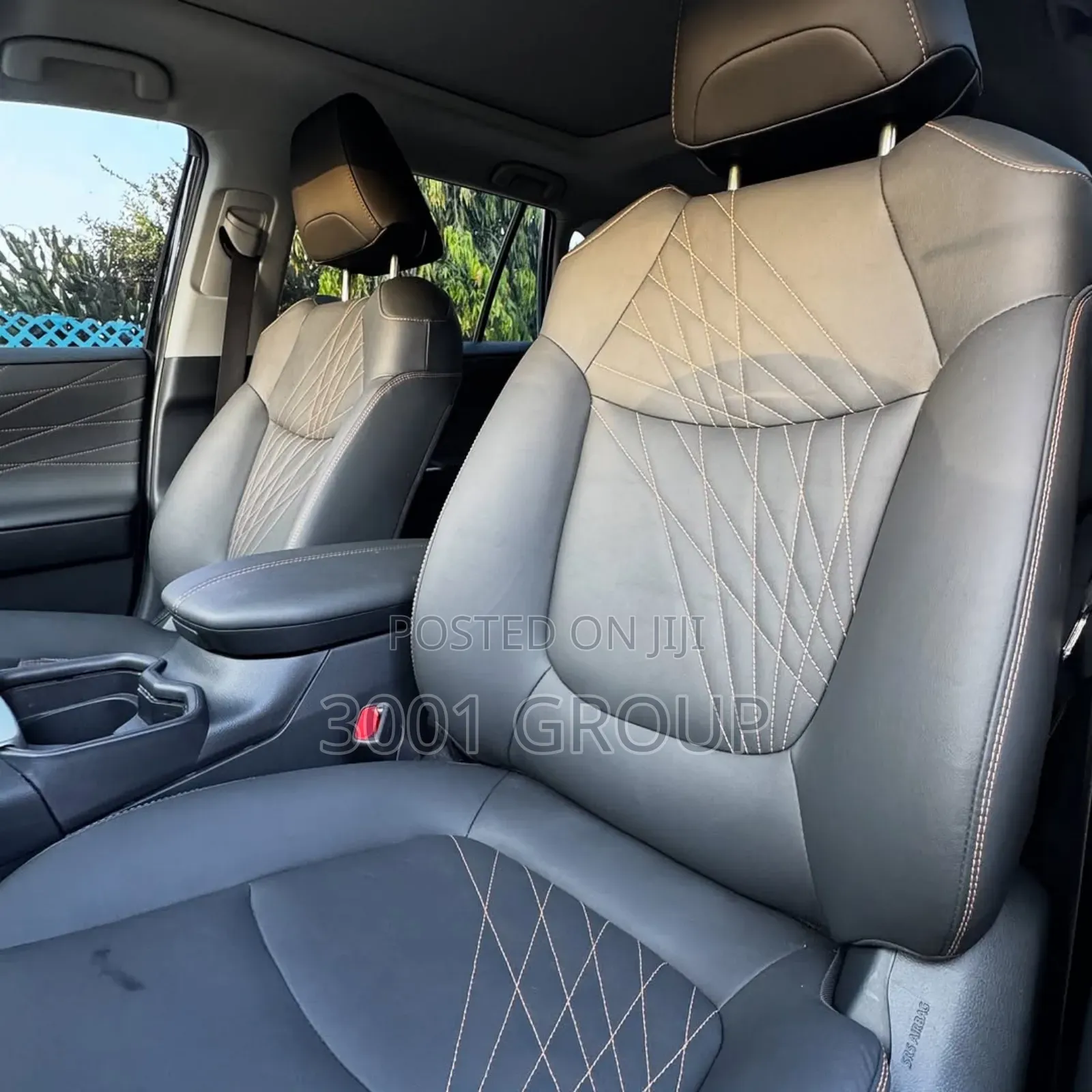 Toyota RAV4 XLE Premium 2025 Black