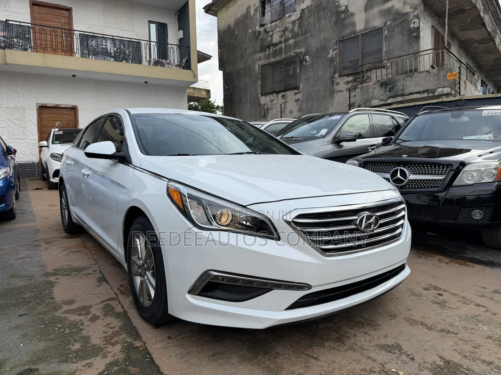 Hyundai Sonata Sport 4dr Sedan (2.4L 4cyl 6A) 2015 White
