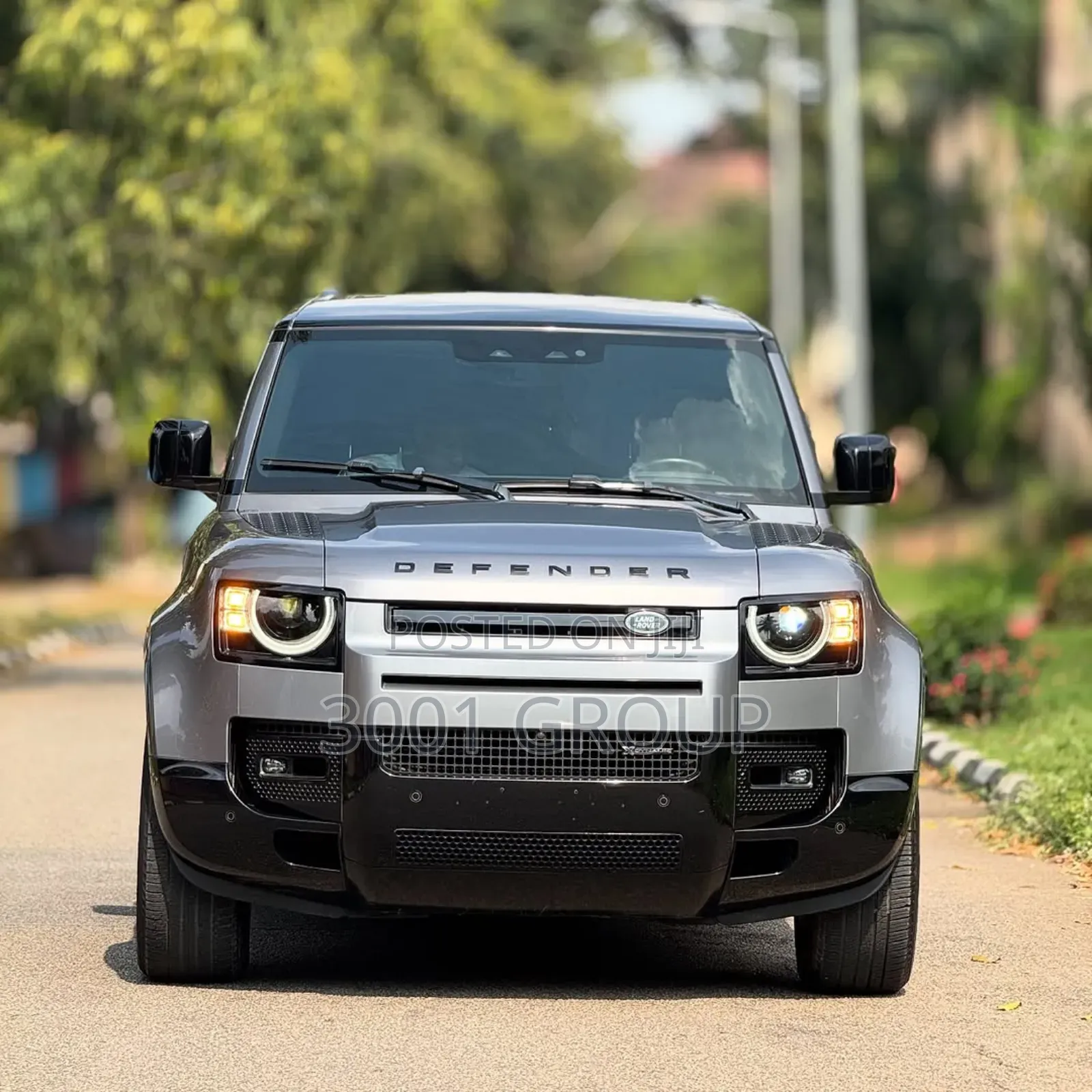 Land Rover Defender 2022 Gray
