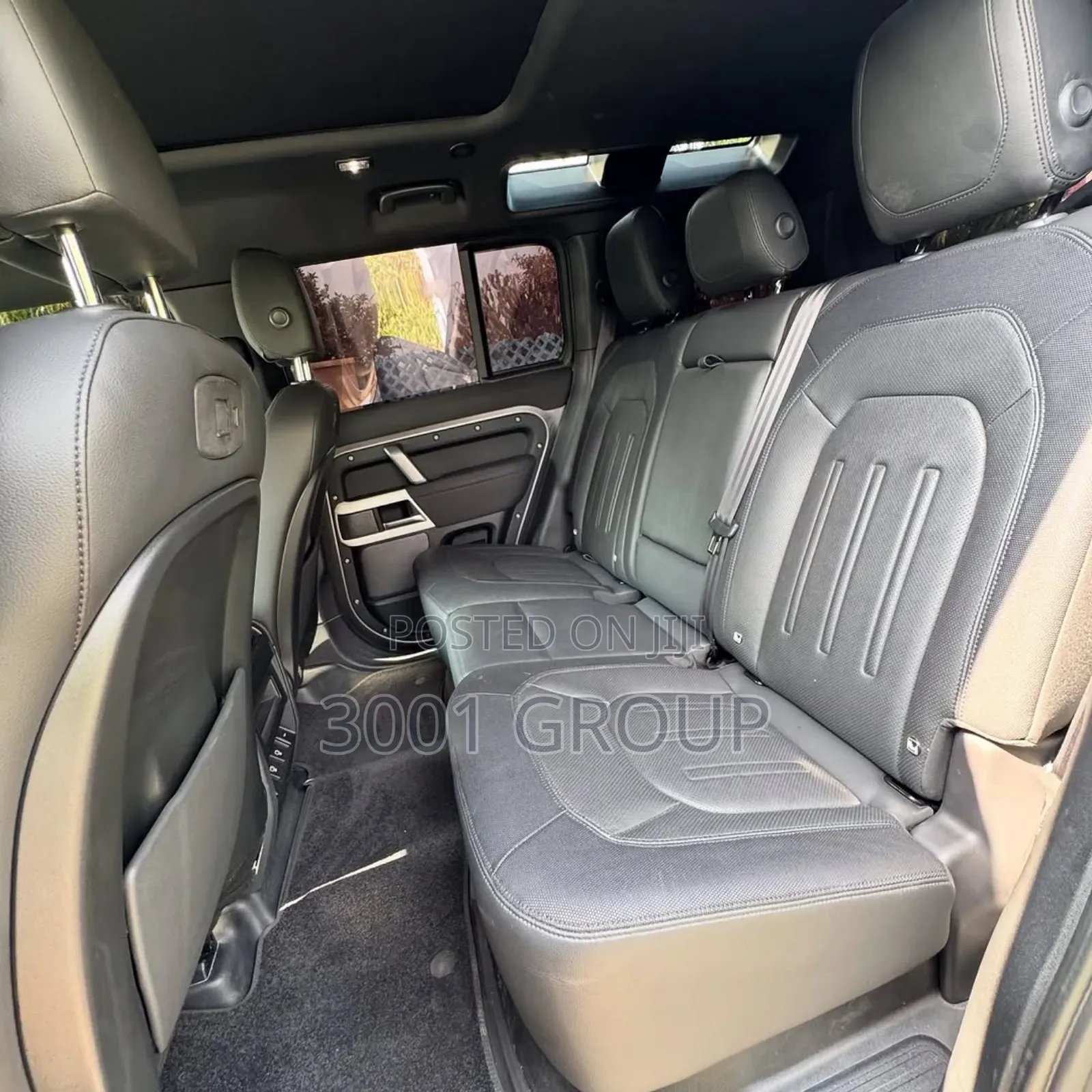 Land Rover Defender 2022 Gray