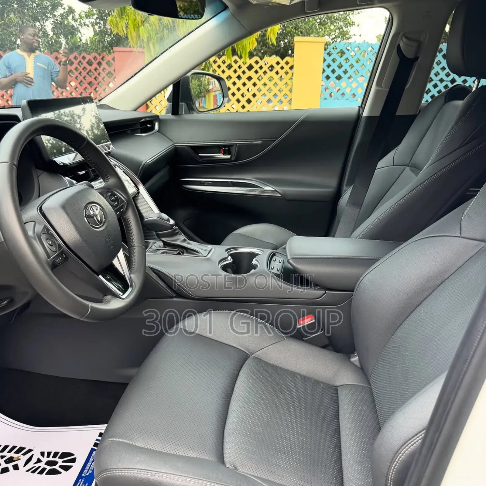 Toyota Venza 2025 White