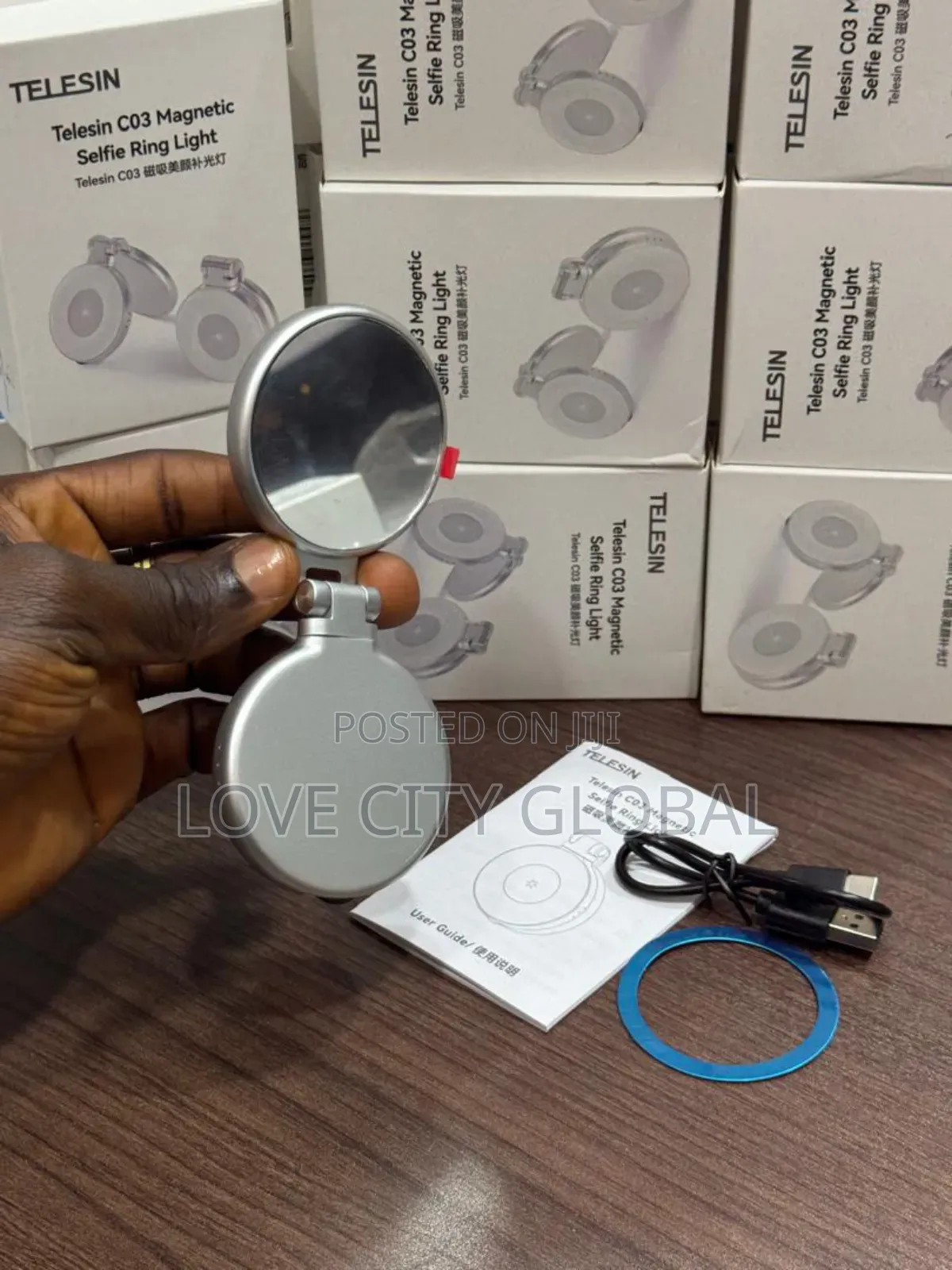 Telesin Fill Light Rechargeable Magnetic Built-in Mirror Phone Selfie.