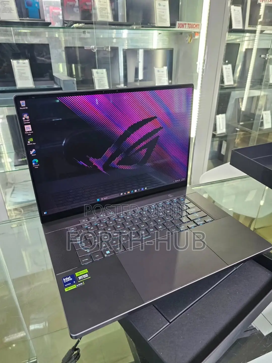 Laptop Asus ROG Zephyrus G16 16GB Intel Core I7 SSD 512GB