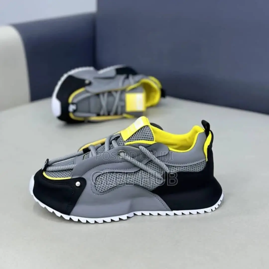 High Quality Sneakers