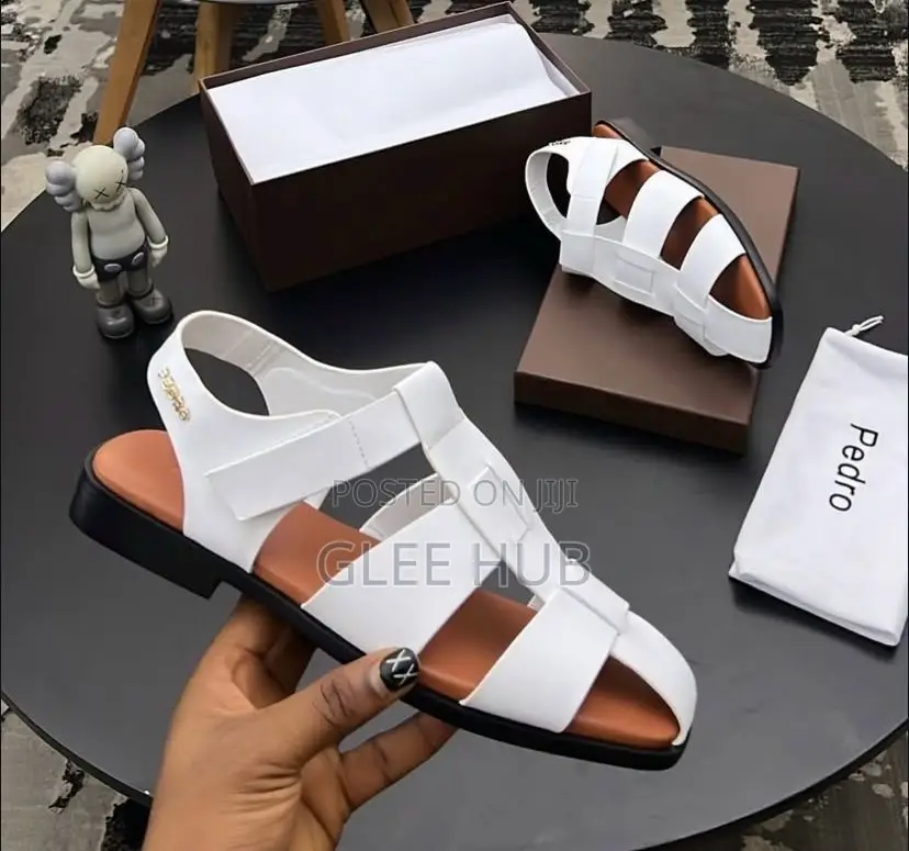 Pedro Sleek Sandals