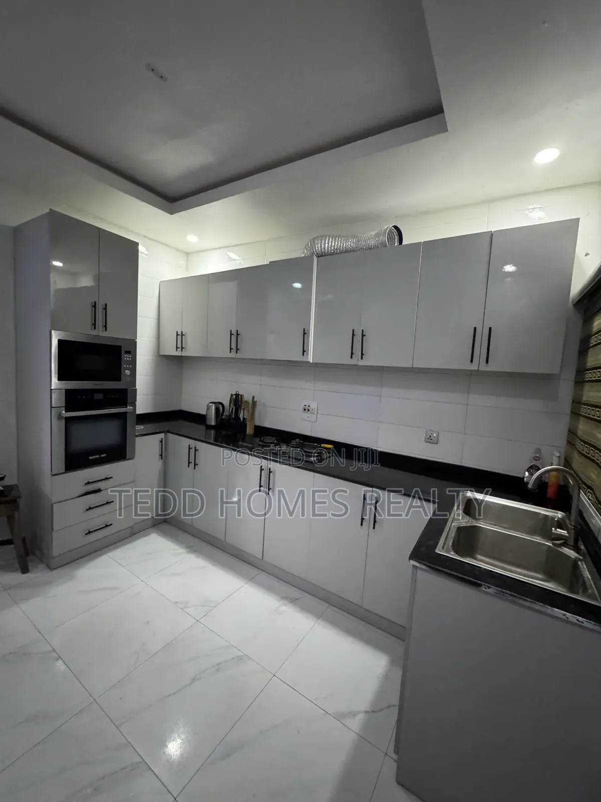 Stylish 3-Bedroom Duplex Is Now Available
