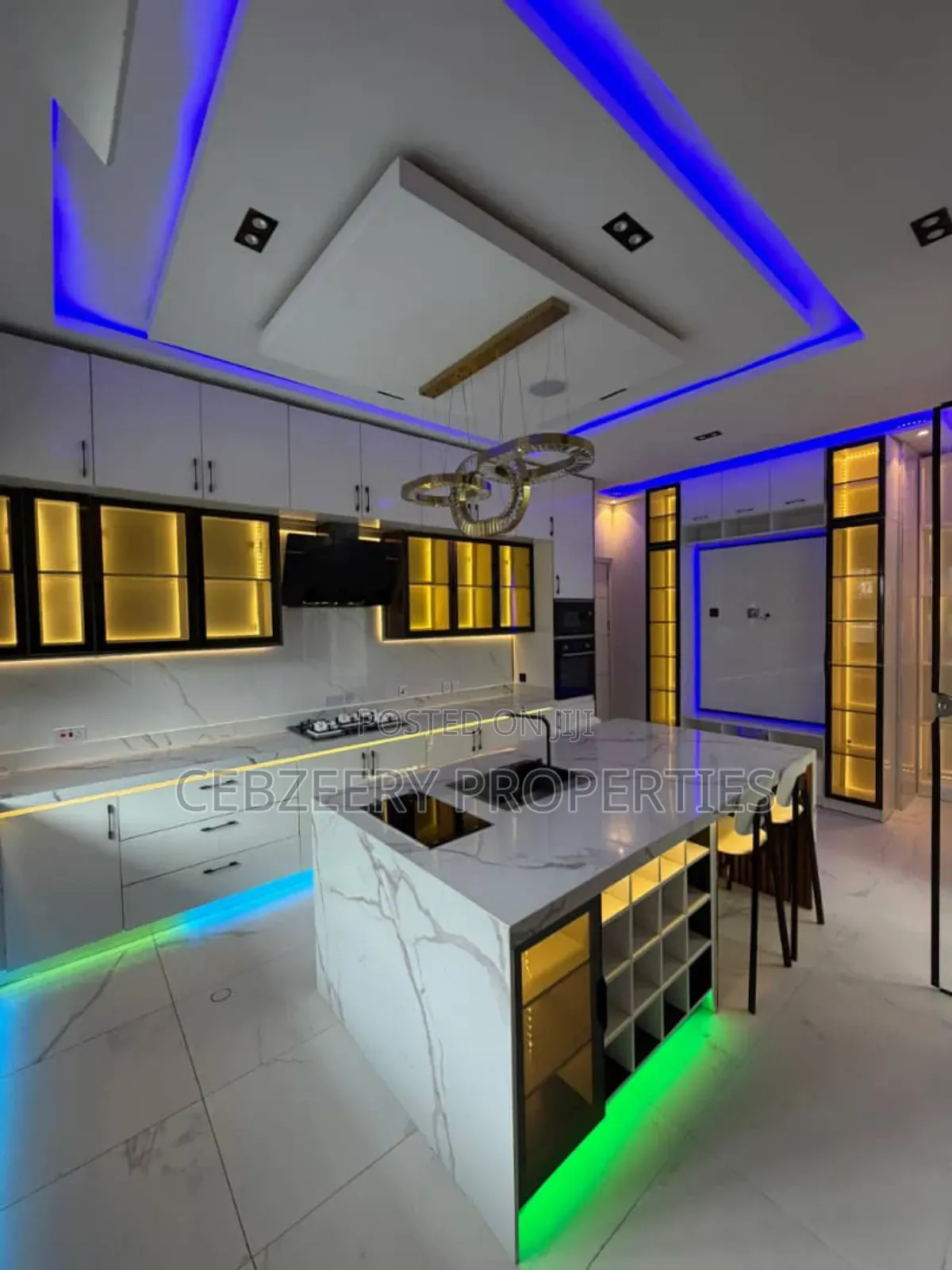 5bdrm Duplex in Ikate for sale
