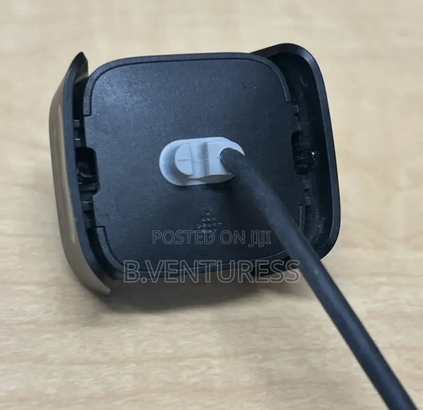 Original Fitbit Versa 2 Charger