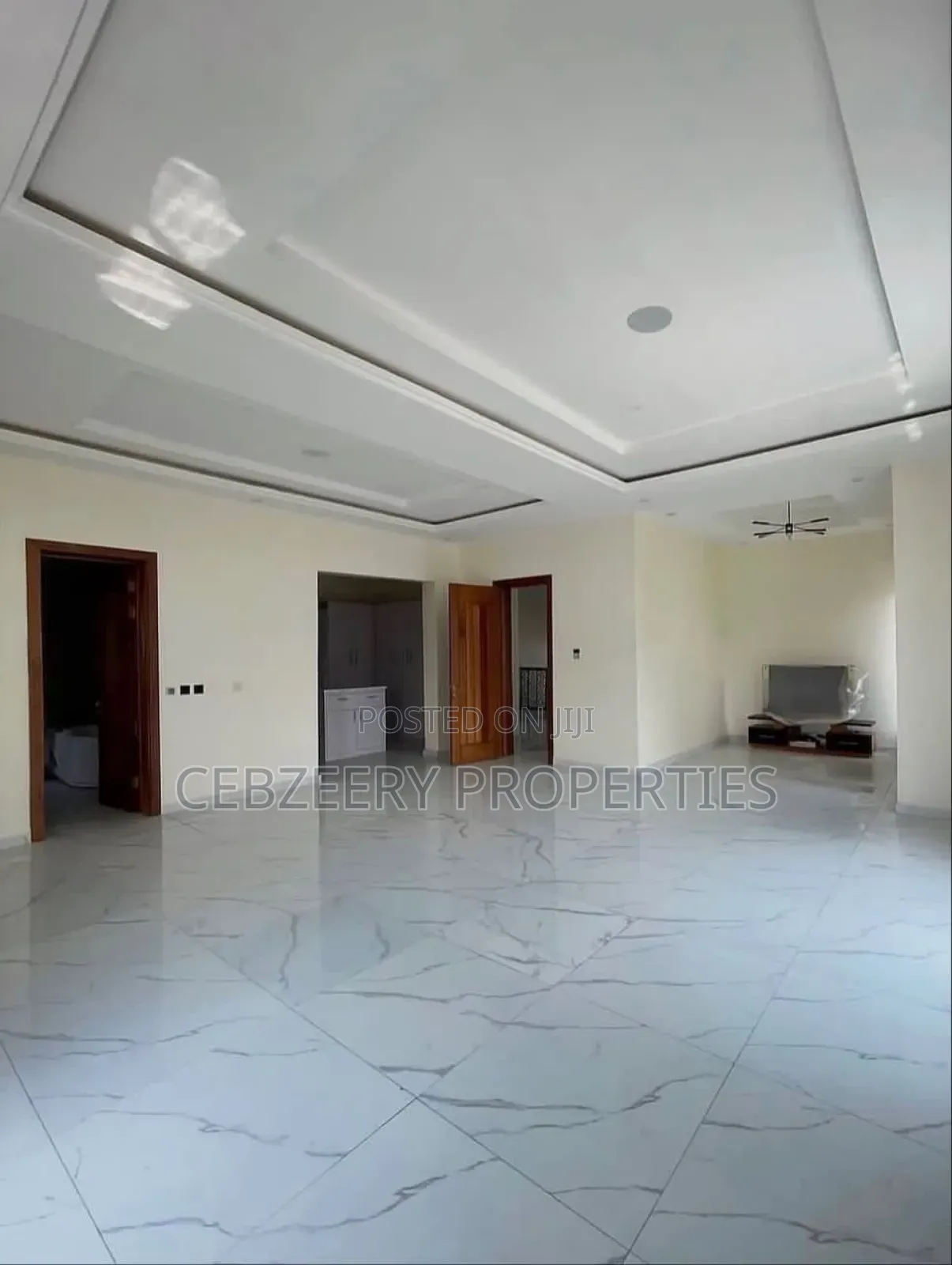 5bdrm Duplex in Ikate for sale