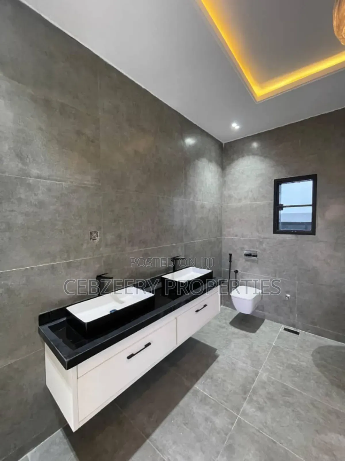 4bdrm Duplex in Lekki Phase 1 for sale