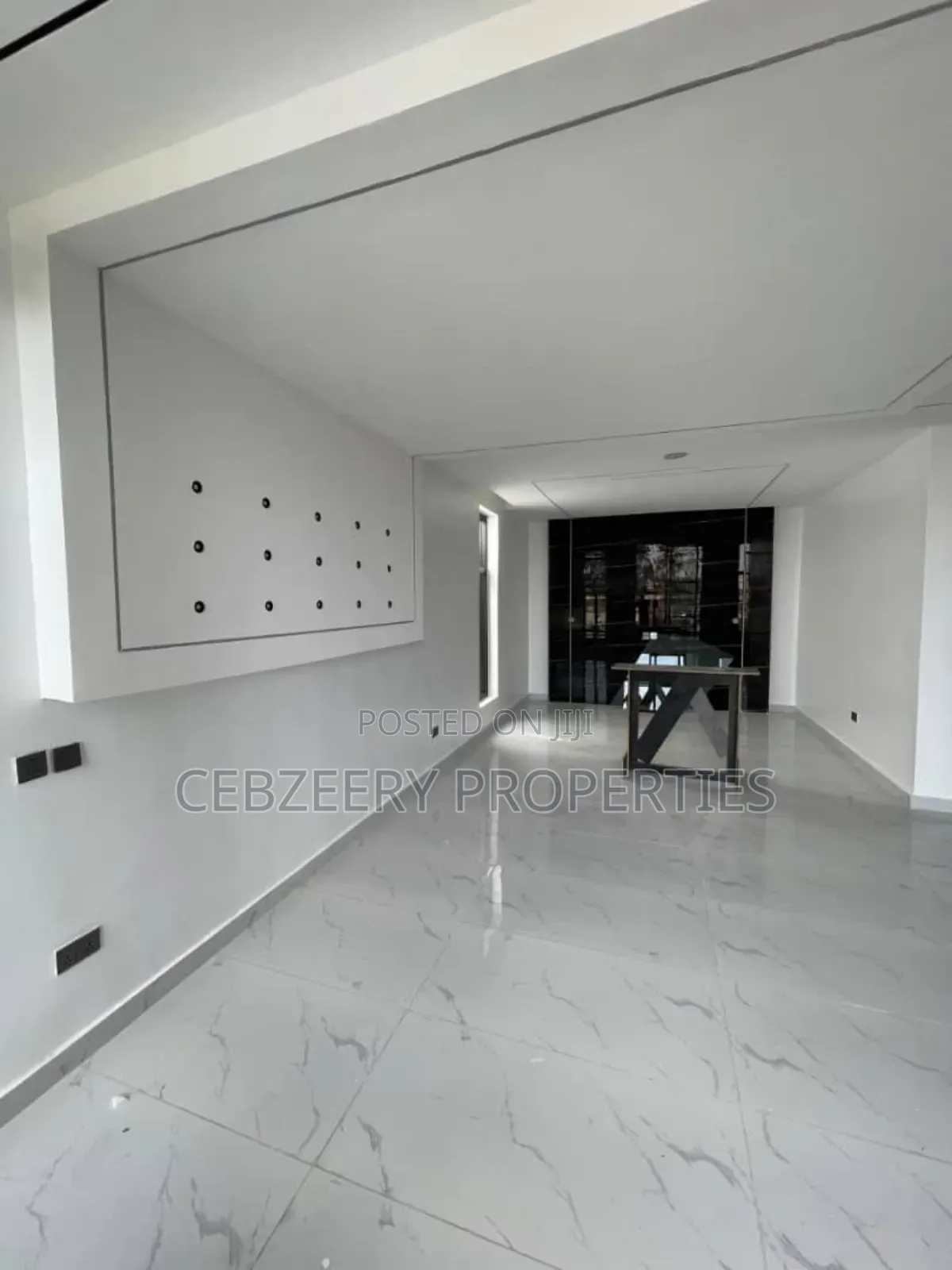 5bdrm Duplex in Lekki Phase 1 for sale
