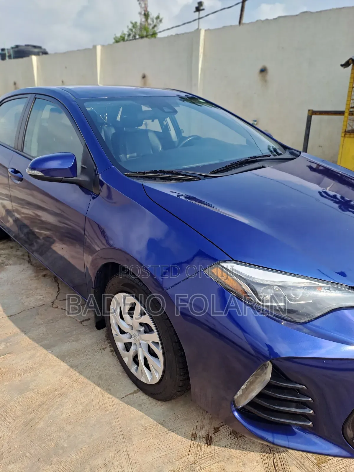 Toyota Corolla SE (1.8L 4cyl 2A) 2019 Blue