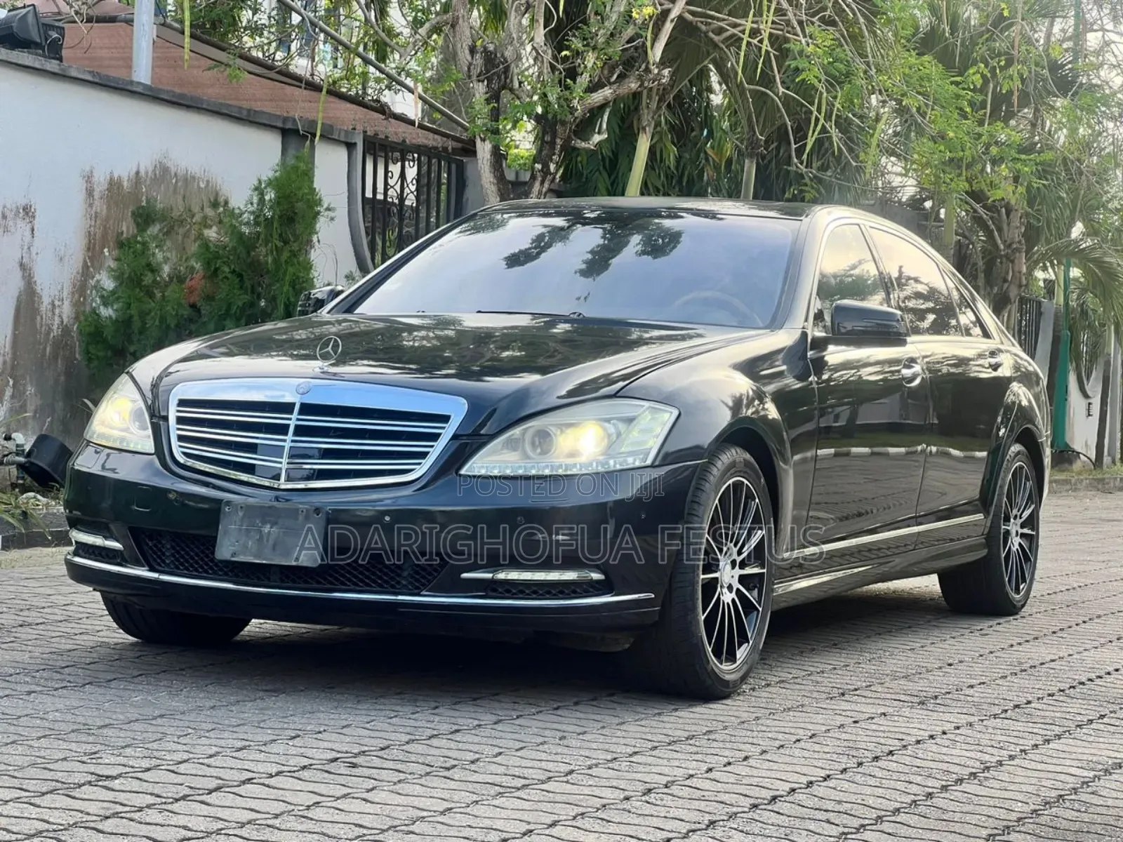 Mercedes-Benz S-Class 2012 Blue