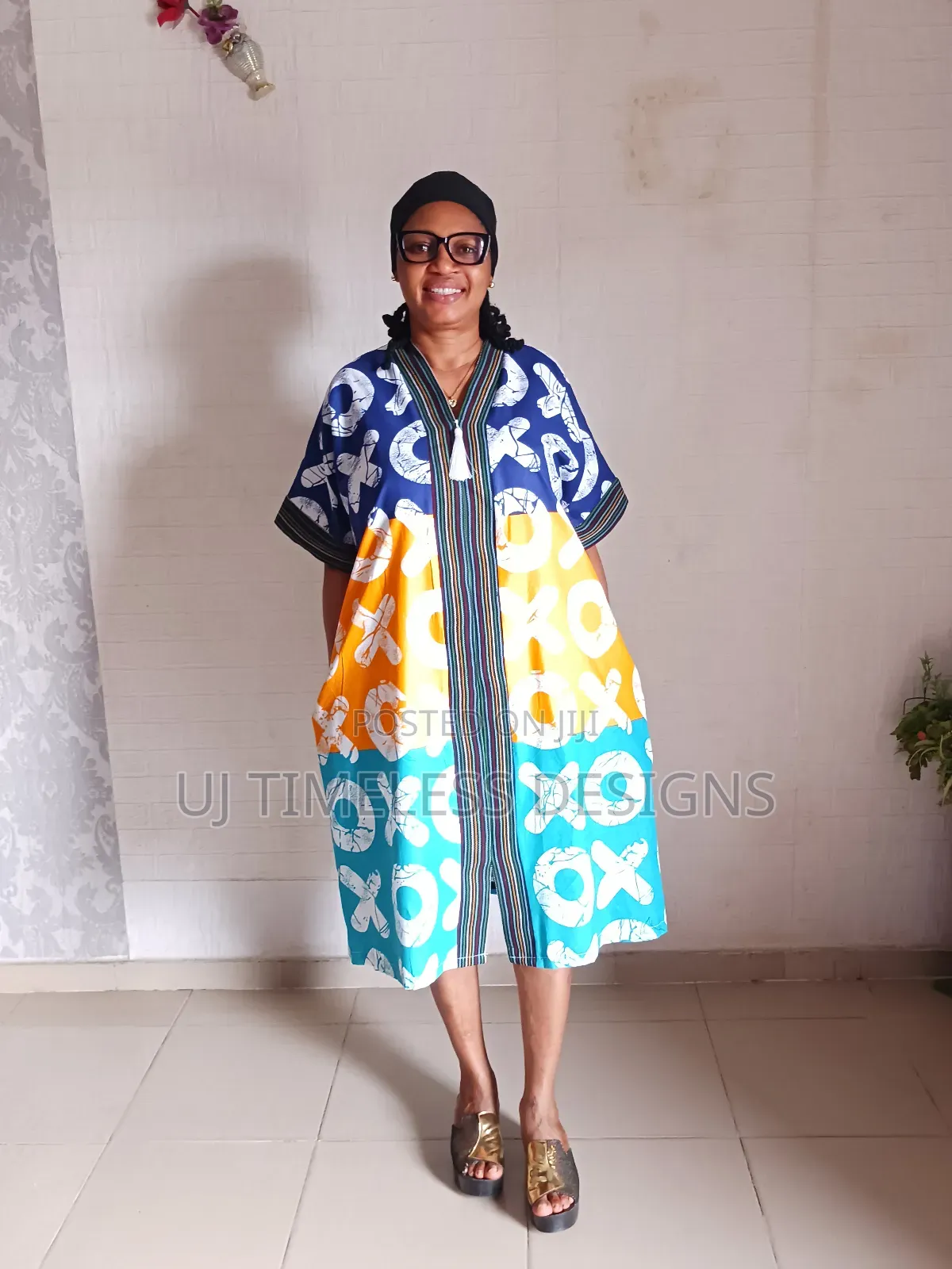Ladies Short Gown Embellished With Asoke