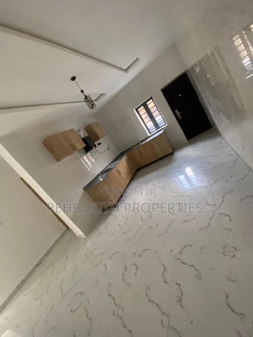 2bdrm Apartment in Foodco Akala Express for rent