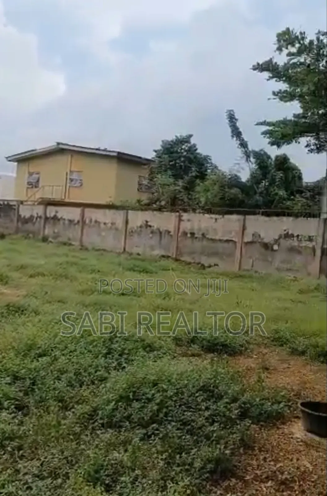 60x58ft With 3shops 2 Mini Flat Facing Ishefun Main Road Ayobo, Lagos