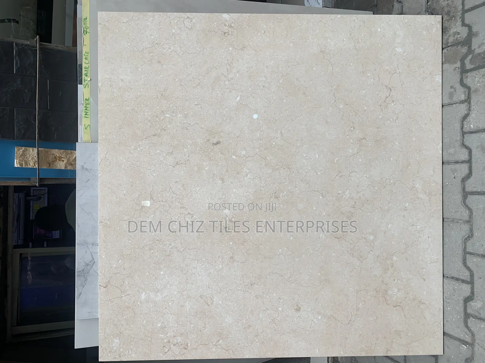 Luxury Crema Color 120cm*120cm