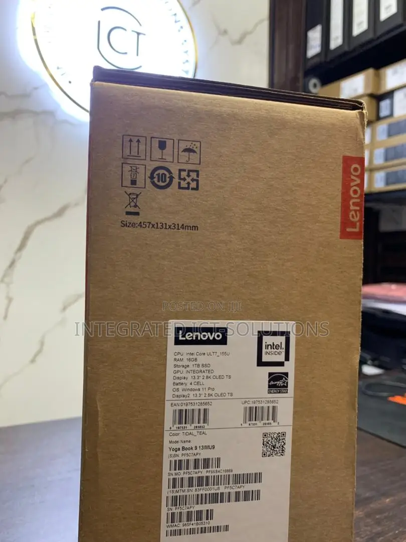 New Laptop Lenovo Yoga Book 9i 16GB Intel Core Ultra 7 SSD 1T