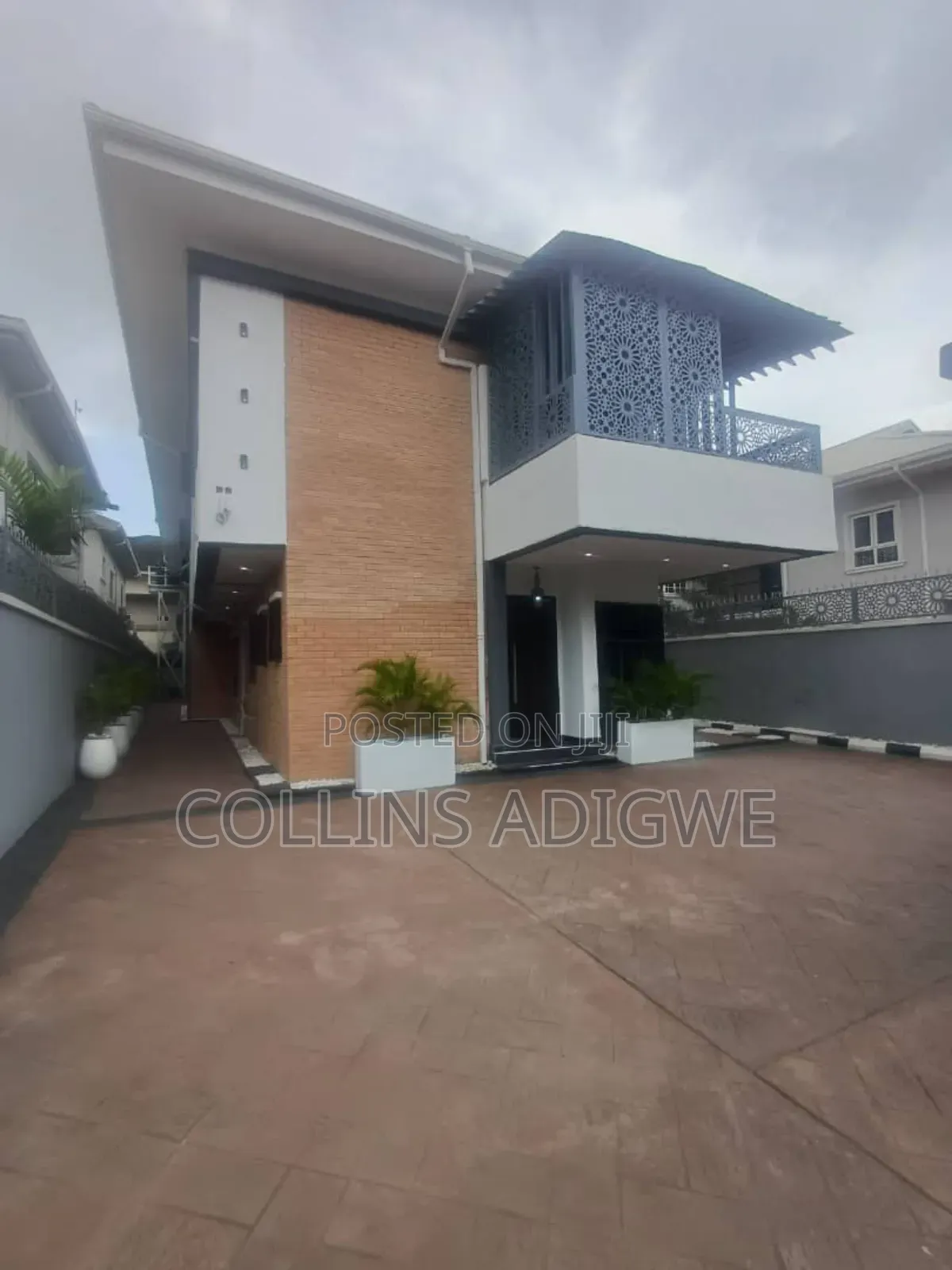 5bdrm Duplex in Lekki Phase 1 for rent