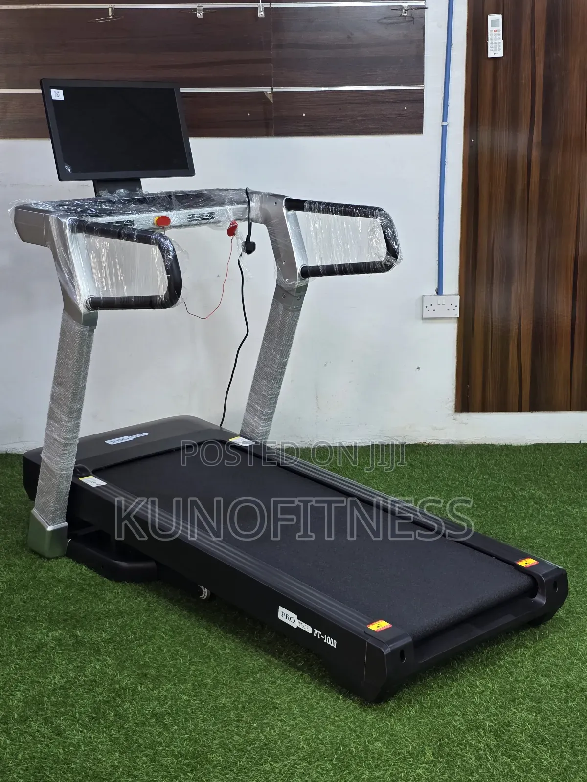 Heavy-Duty Treadmill - Max User 150kg - 5hp Motor