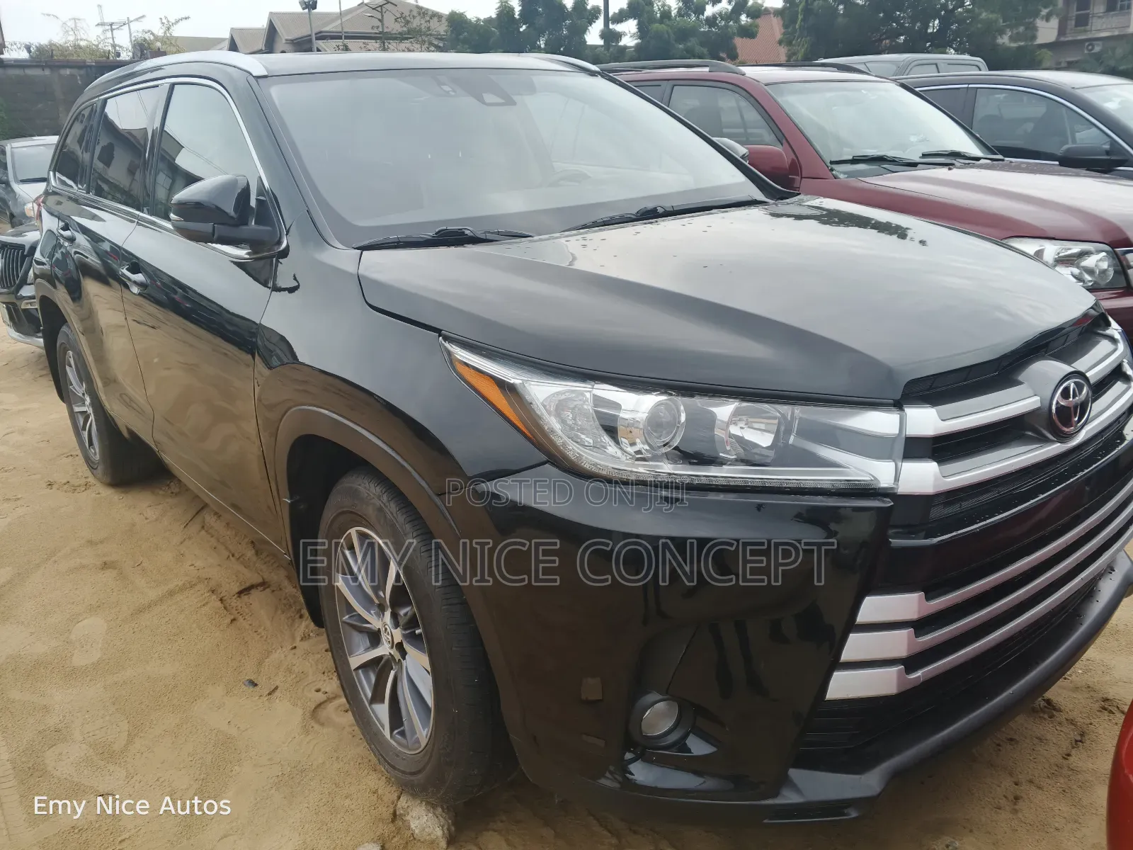 Toyota Highlander XLE 4x4 V6 (3.5L 6cyl 8A) 2018 Black