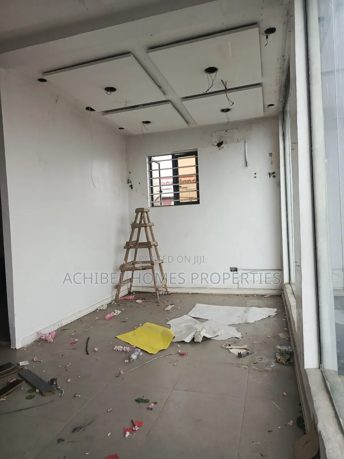 A Shop to Let on Lekki Epe Express Way