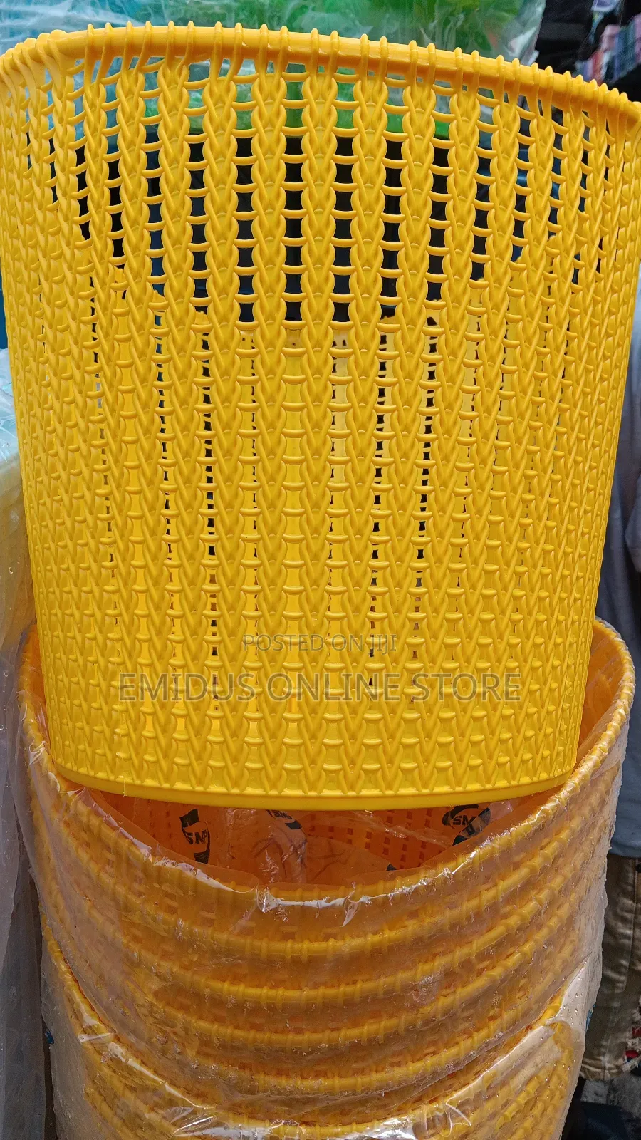 Waste Bin Fancy Plastic Basket