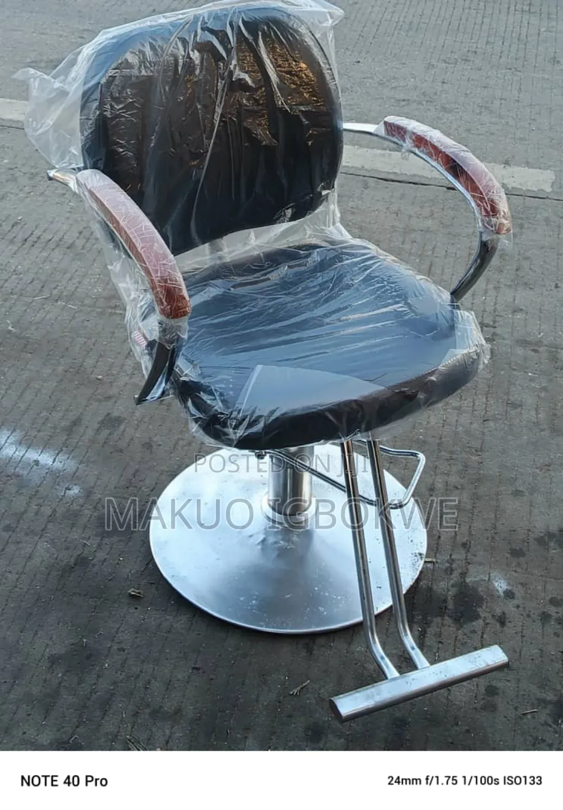 Salon and Barber Chair [ Located in Lagos Nation Wide Delivery ]