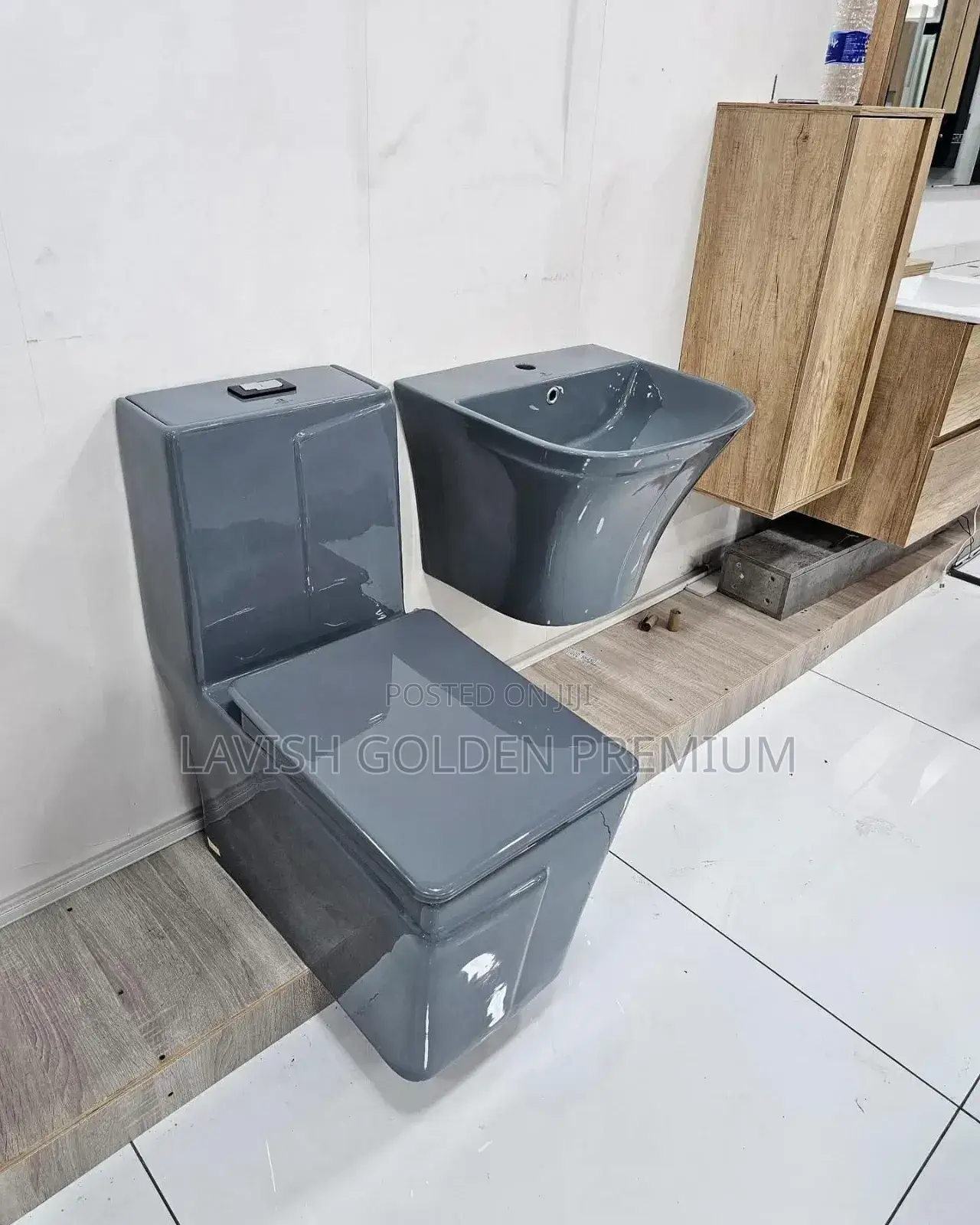 Gray Close Couple Toilet Seat With Wash Hand Basin