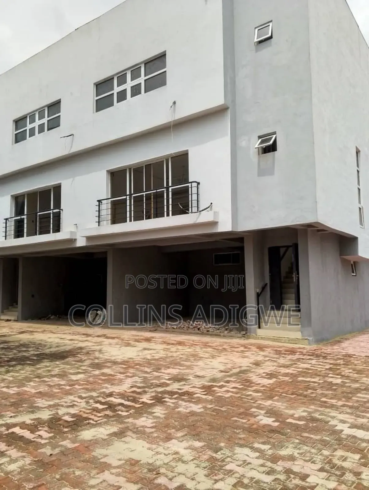 5bdrm Maisonette in Ikoyi, Awolowo Road for rent