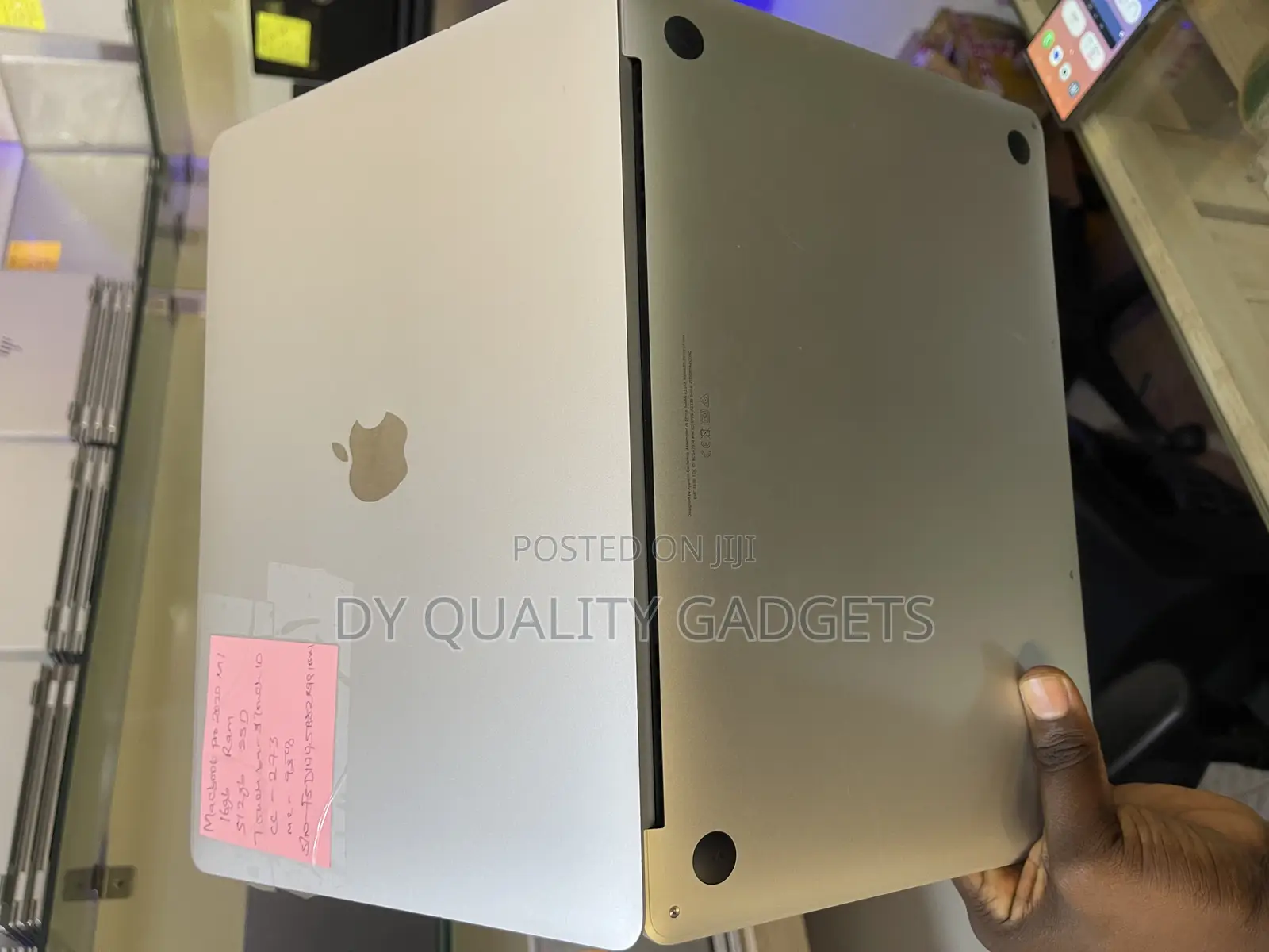 Laptop Apple MacBook 2020 16GB Apple M1 SSD 512GB