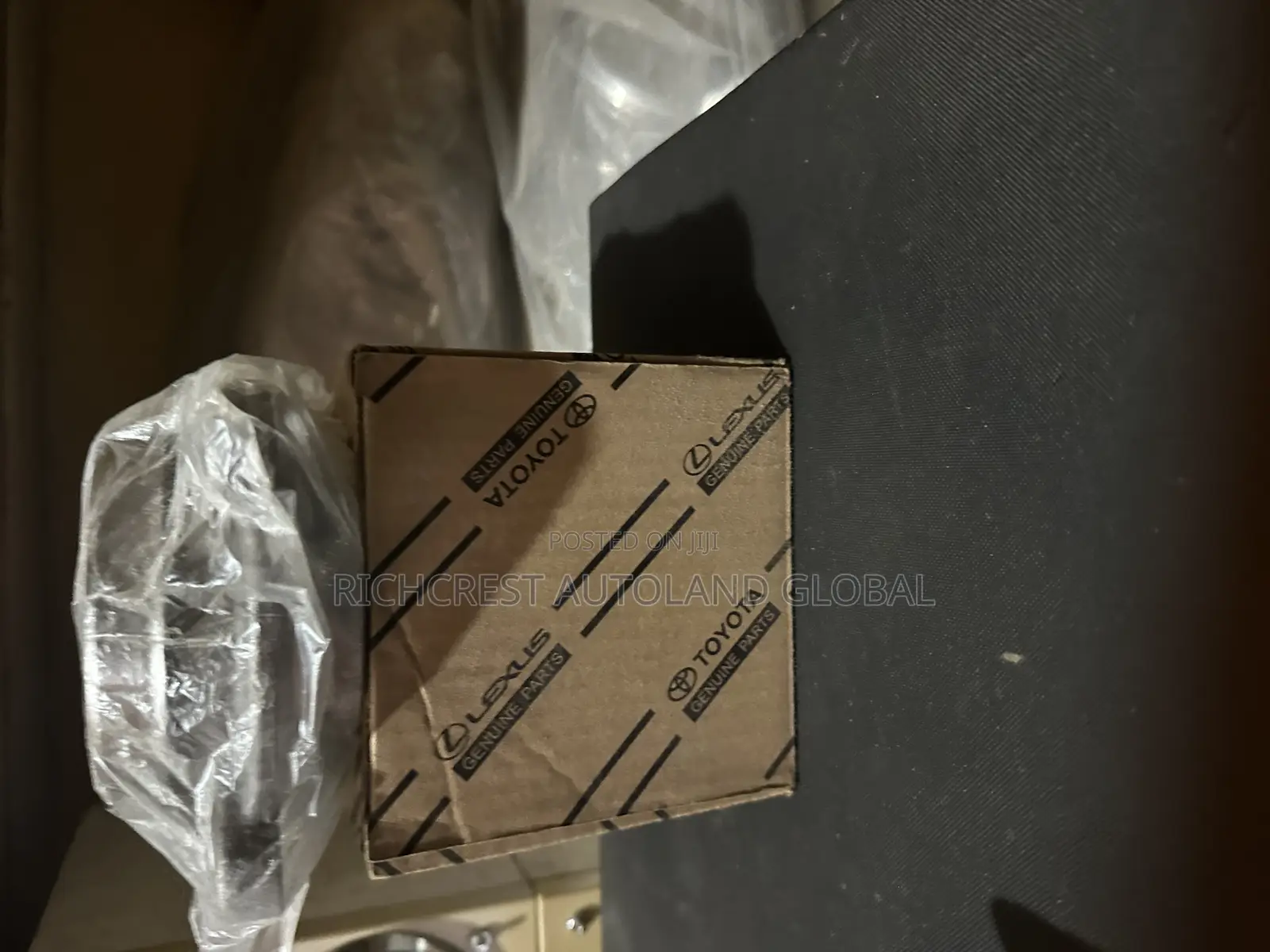 Toyota Landcruiser/ Sequoia Lx 570 Hub Bearing .