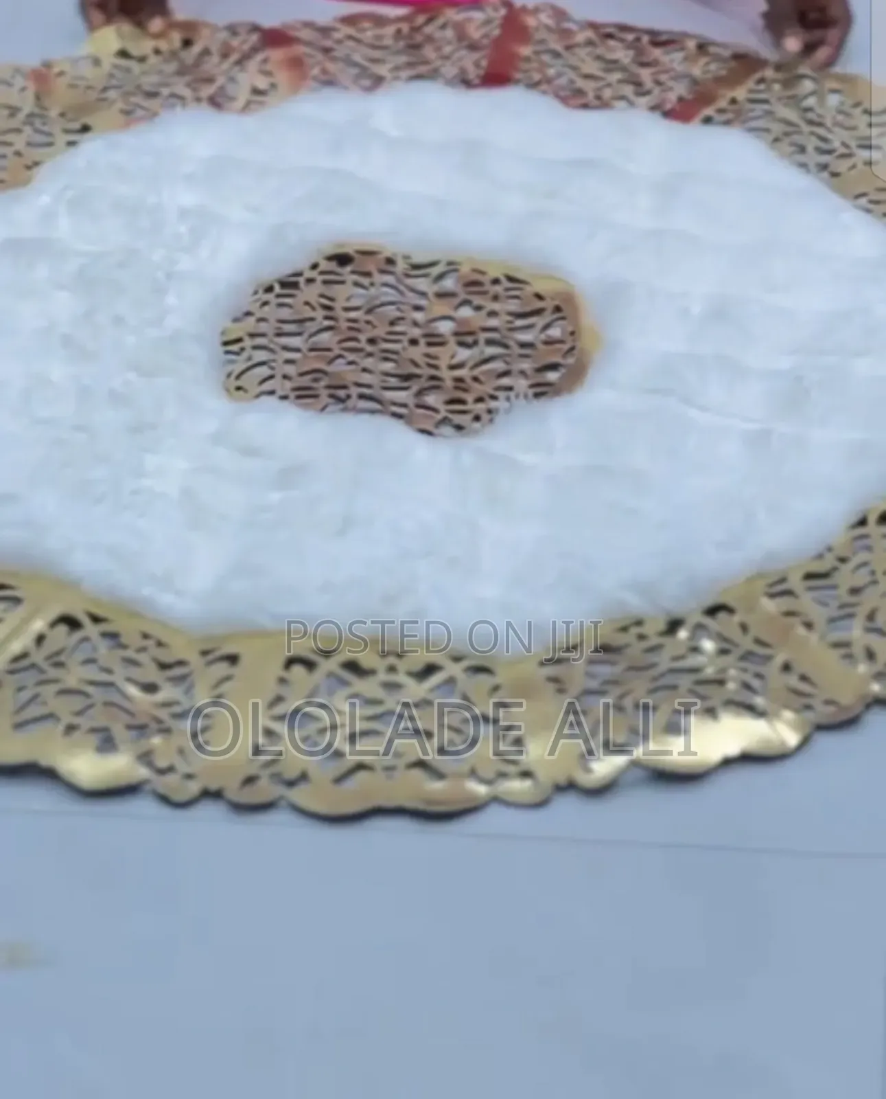 Luxury Round Basket Center Rug