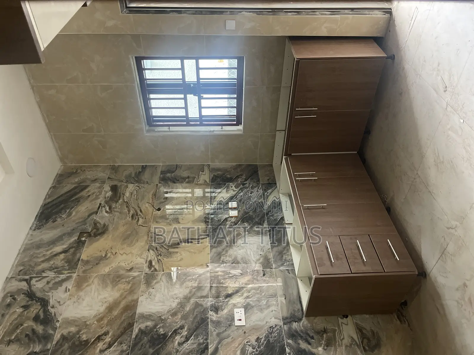 4bdrm Duplex in Life Camp for rent