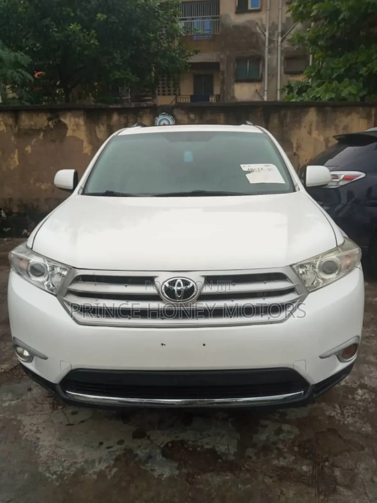 Toyota Highlander Limited 2012 White