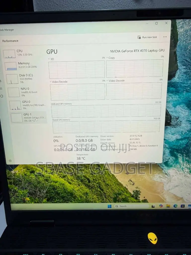 Laptop Dell Alienware M16 R2 32GB Intel Core Ultra 9 SSD 1T