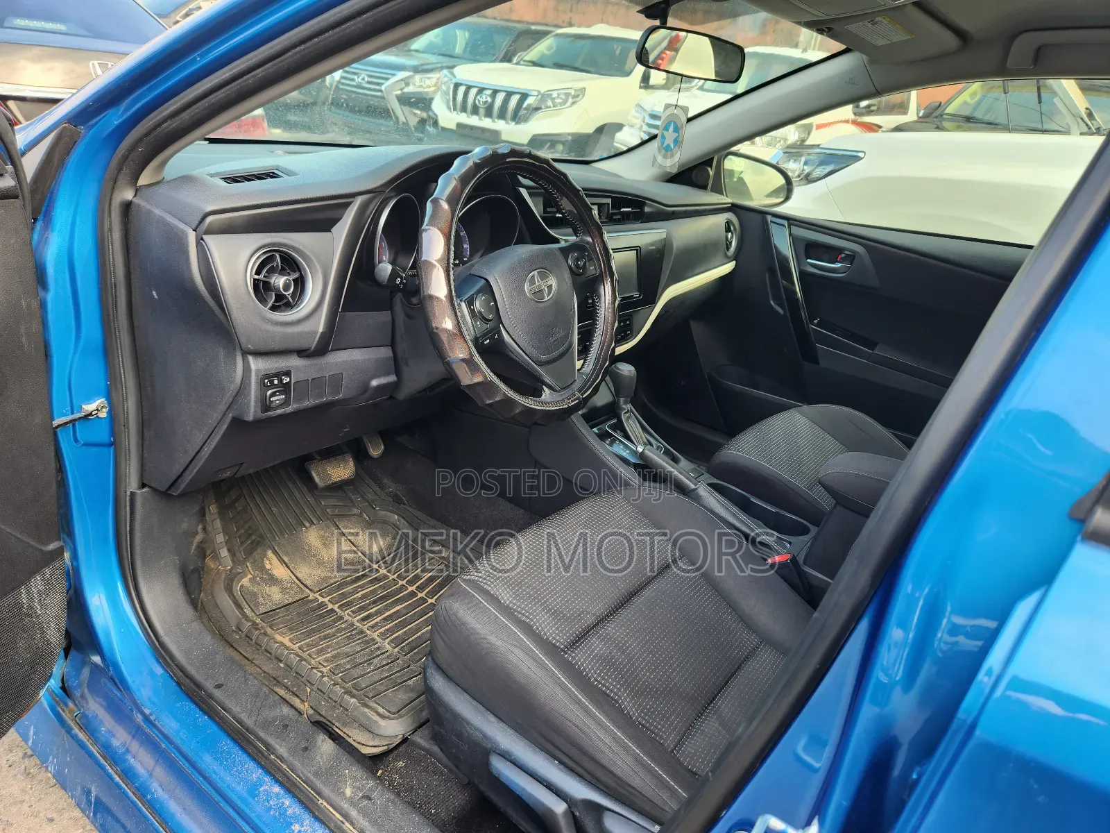 Scion iM Base 2016 Blue