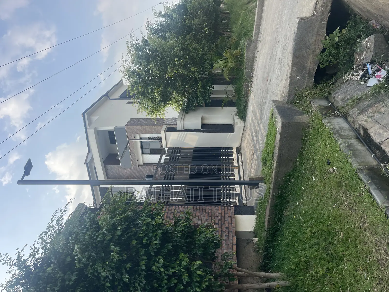 5bdrm Duplex in Life Camp for sale
