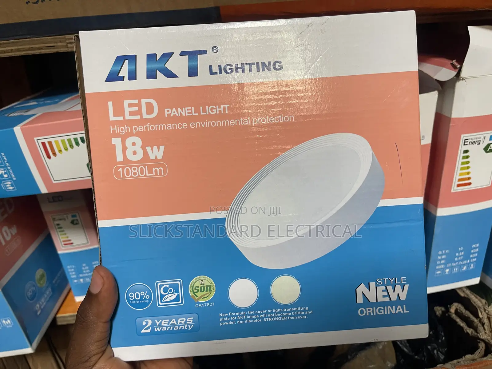 Akt 18watts Surface Light