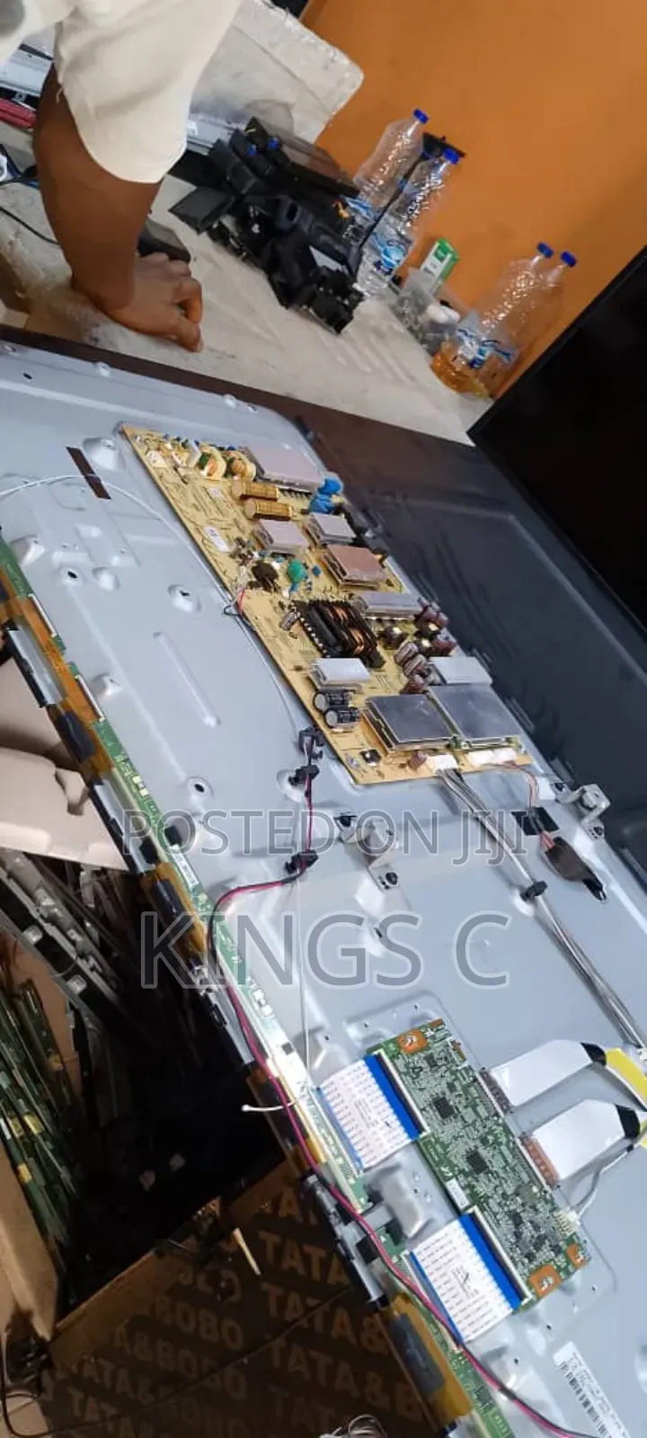 Tv Engr. We Repair All Kinds Of Led Smart Tv