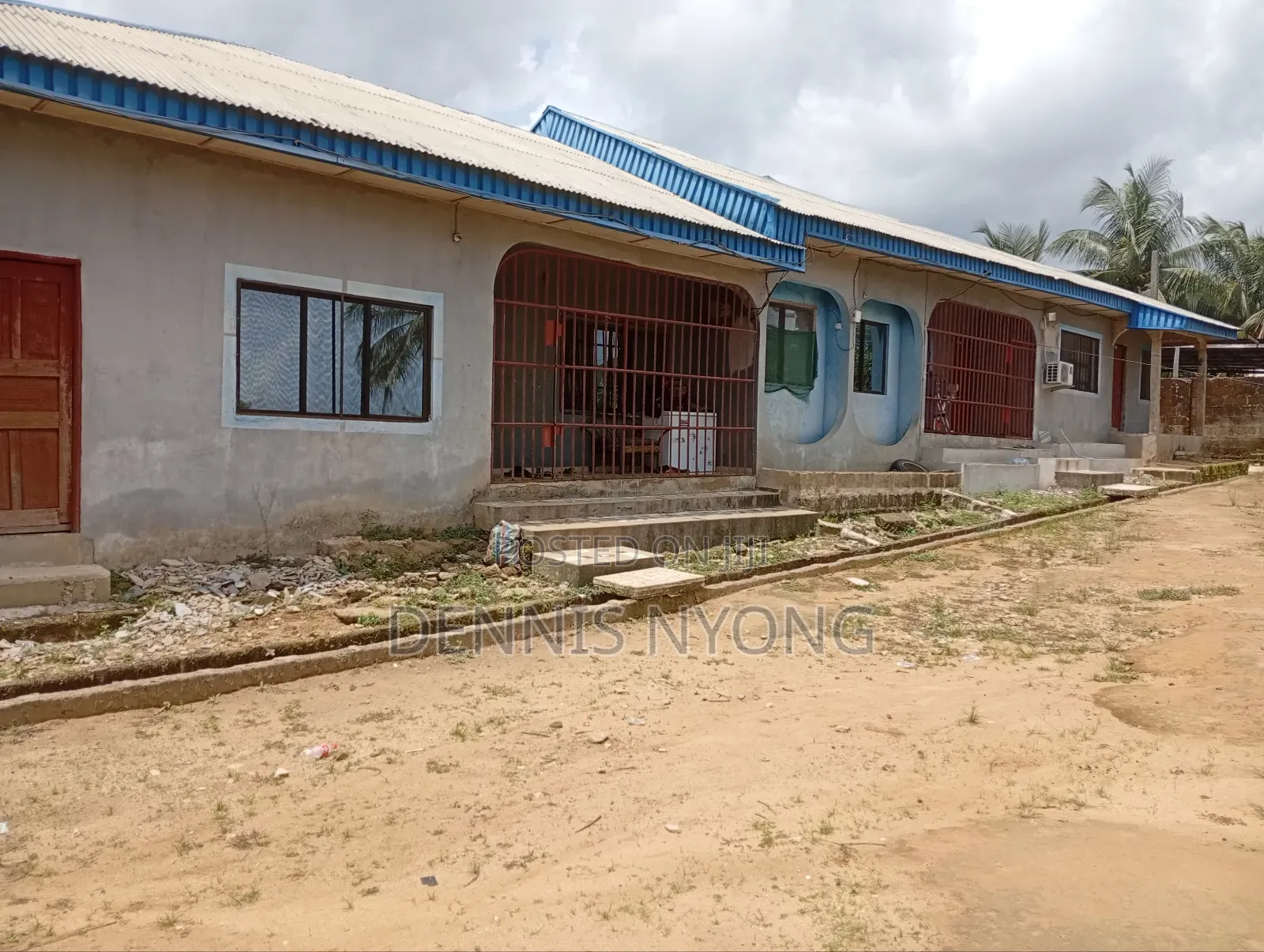 2bdrm Bungalow in Crosspill Estate, Calabar for sale
