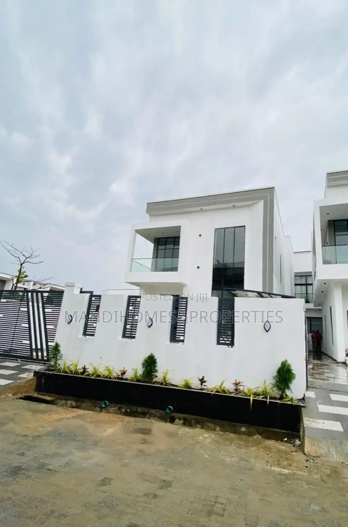 4bdrm Duplex in Ajah for sale