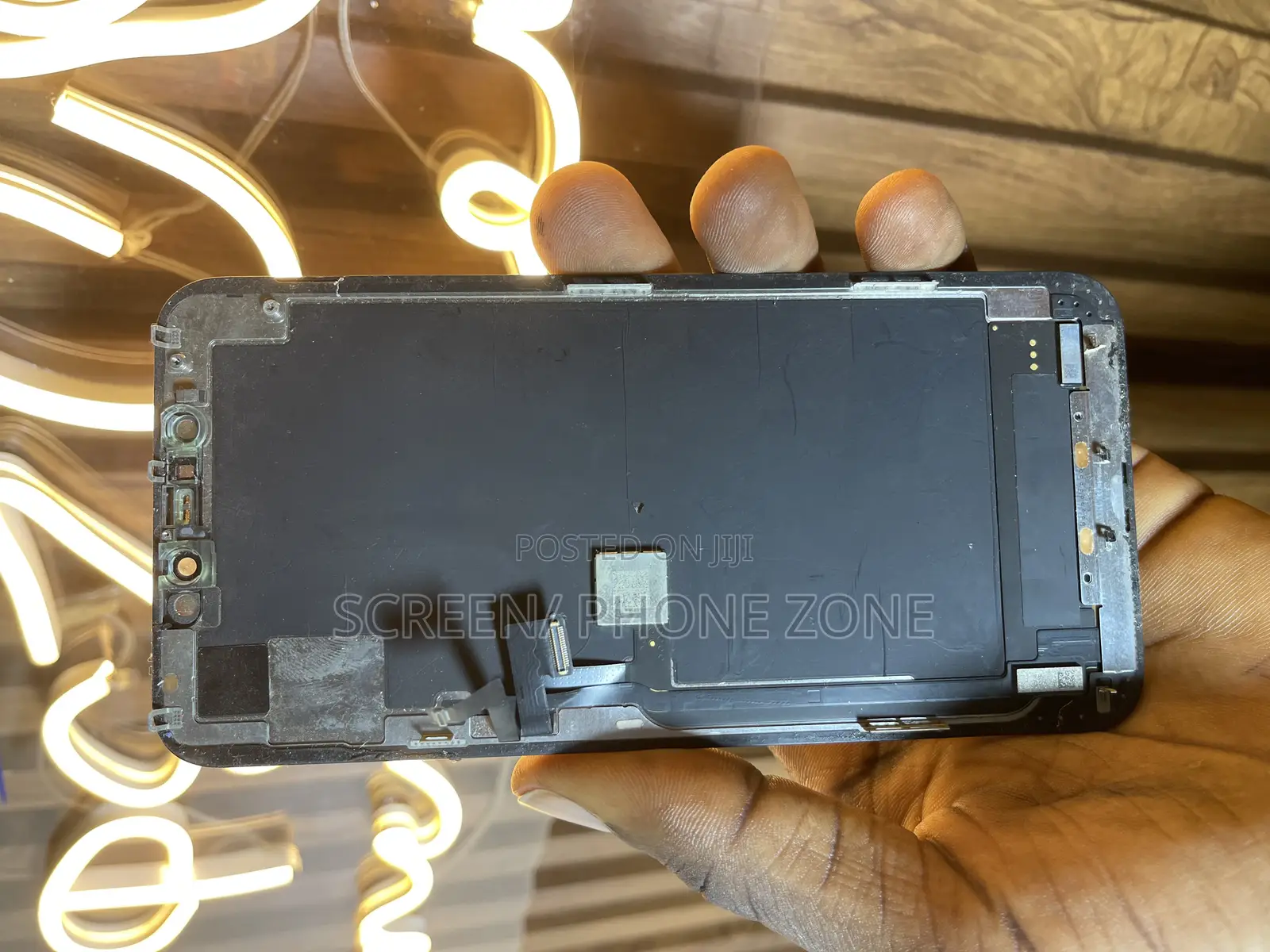 11 Promax Screen