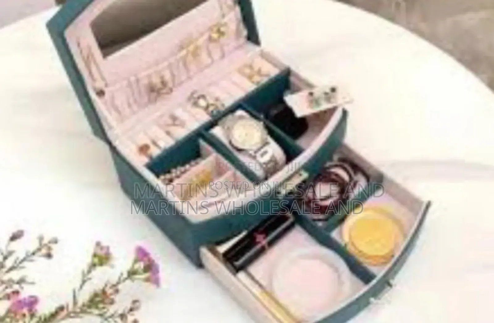 Pu Leather Jewelry Organizer Box With Multiple Compartments